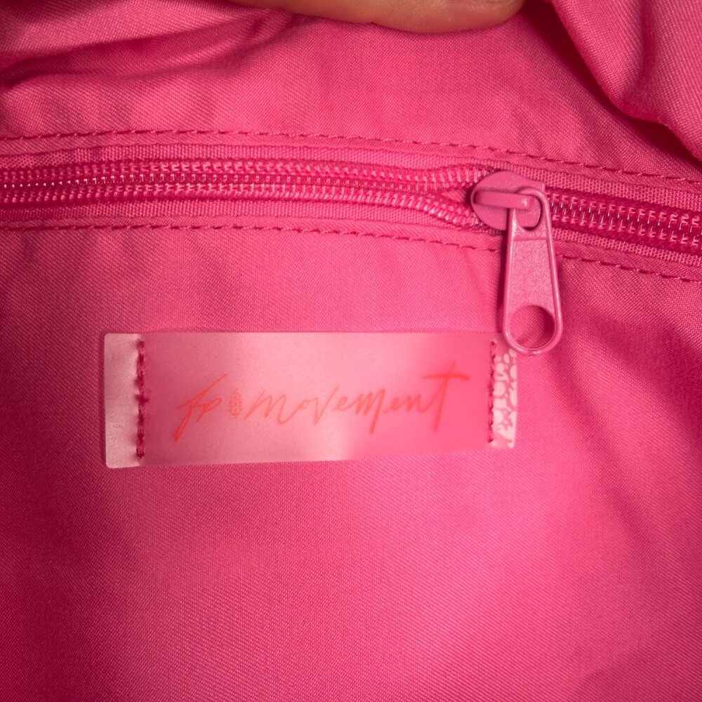 NWT Free People Movement Quilted Carryall Shoulder Bag ONE SIZE (Bubblegum/Pink) - Picture 7 of 16